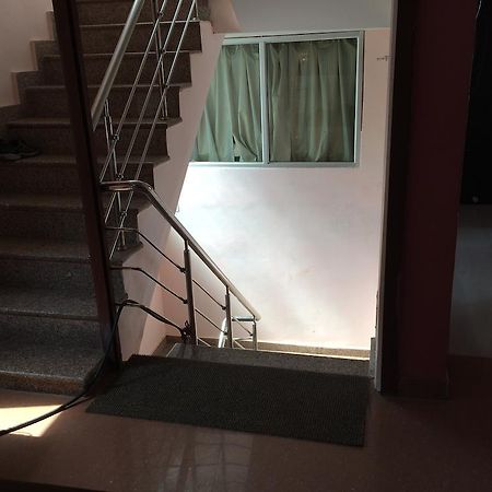 Hotel Pragya International Варанасі Екстер'єр фото